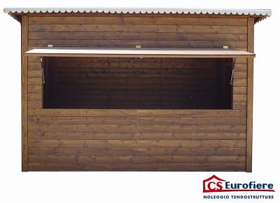 Casetta prefabbricata in legno media